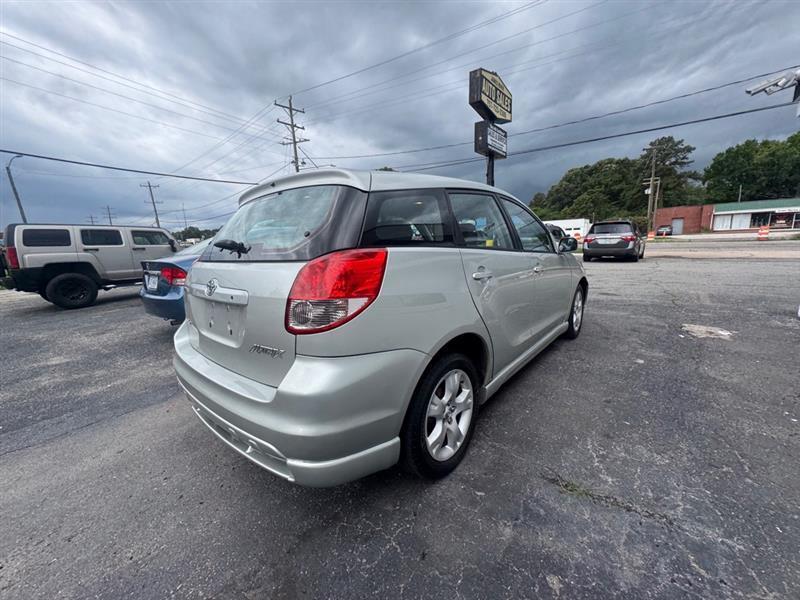 Toyota Matrix  2004