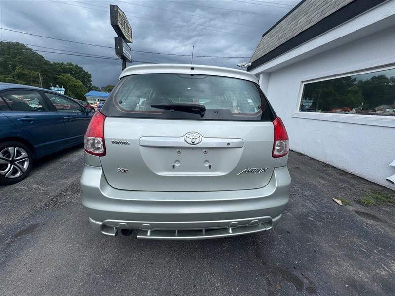 Toyota Matrix  2004
