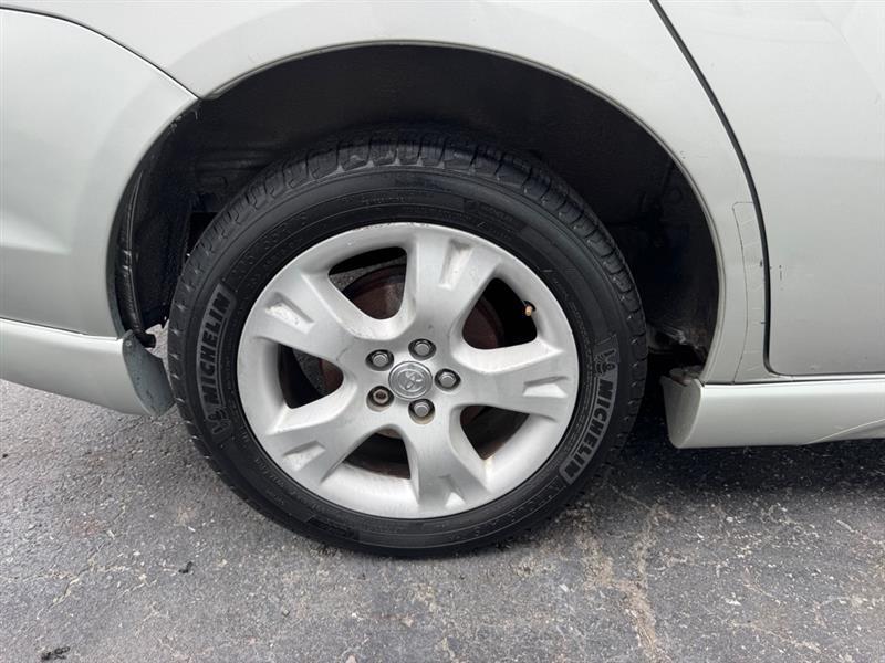 Toyota Matrix  2004