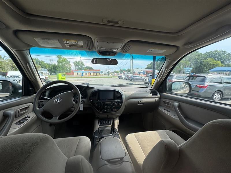 Toyota Sequoia  2006