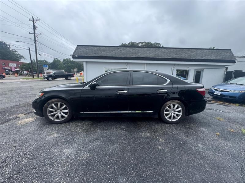 Lexus LS 460  2007