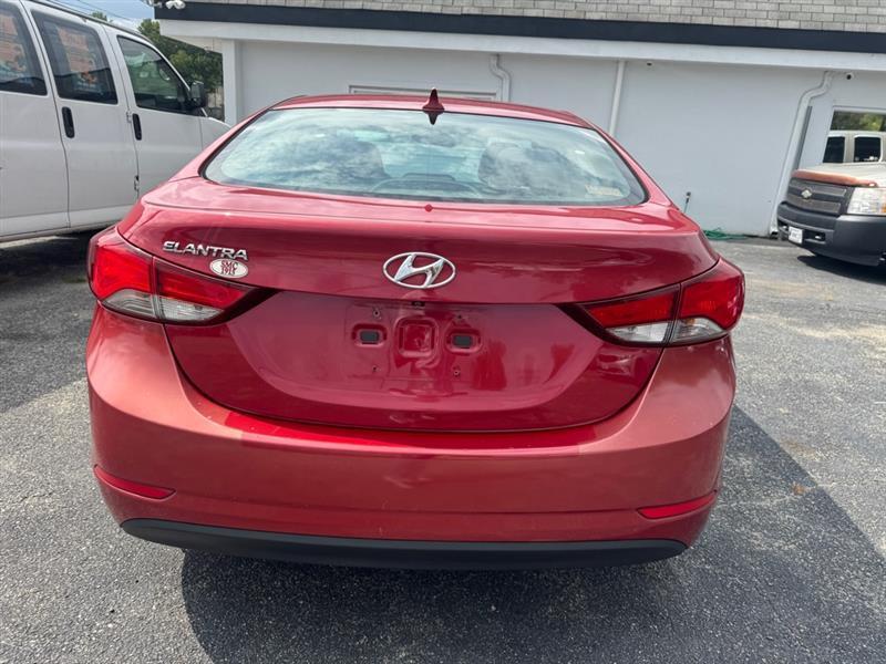 Hyundai Elantra  2015