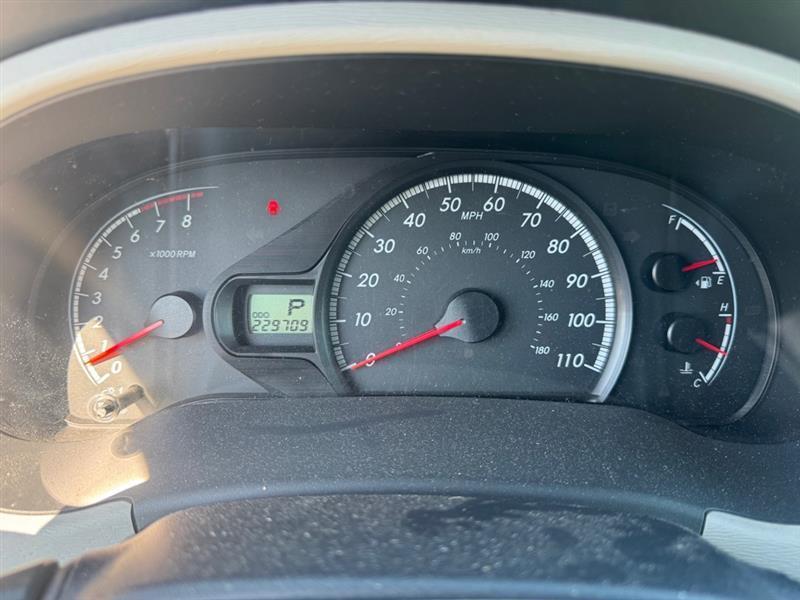 Toyota Sienna  2011