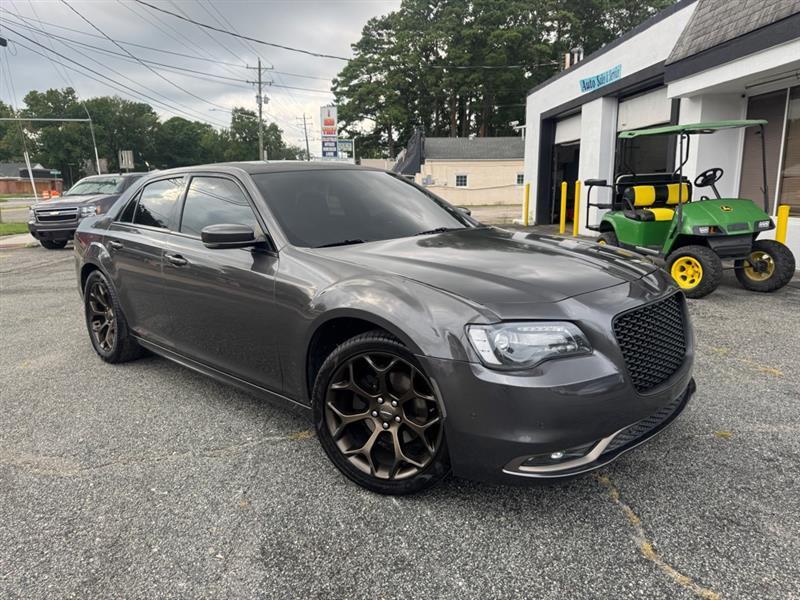 Chrysler 300  2016