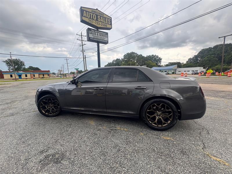 Chrysler 300  2016