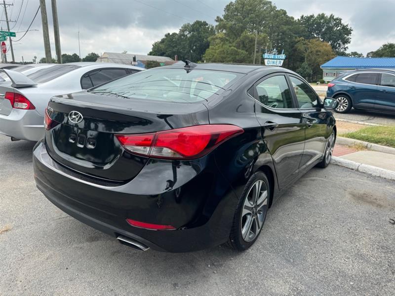Hyundai Elantra  2016