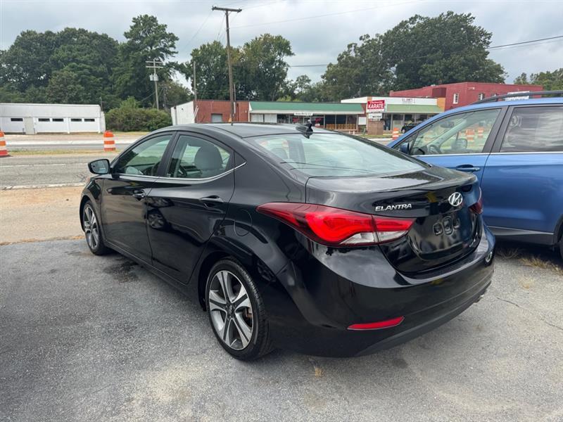 Hyundai Elantra  2016