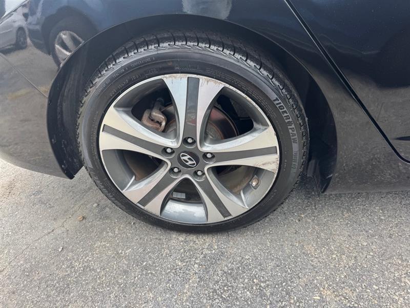 Hyundai Elantra  2016