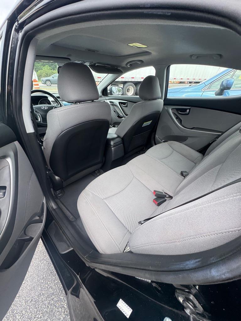 Hyundai Elantra  2016