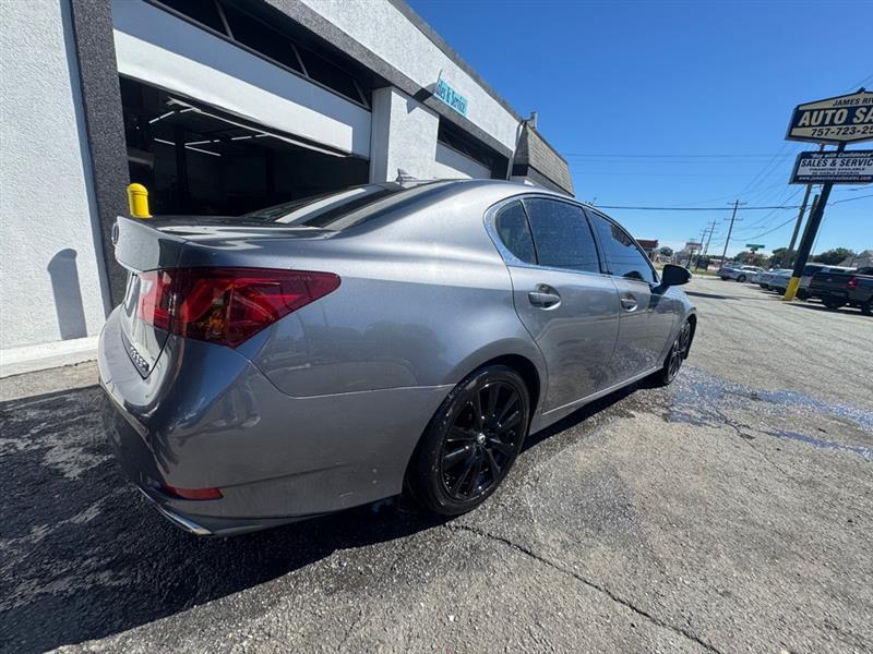 Lexus GS  2013