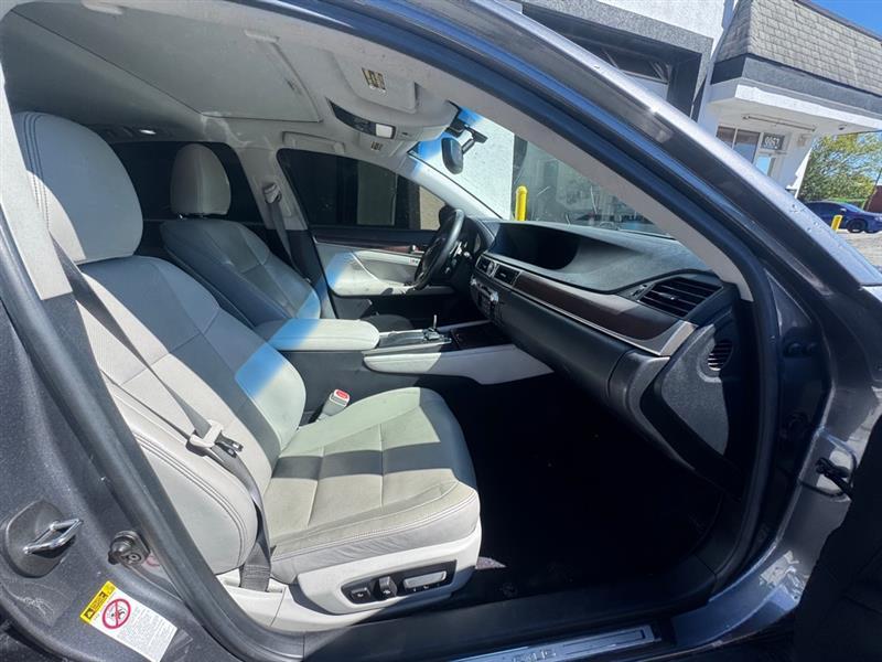 Lexus GS  2013