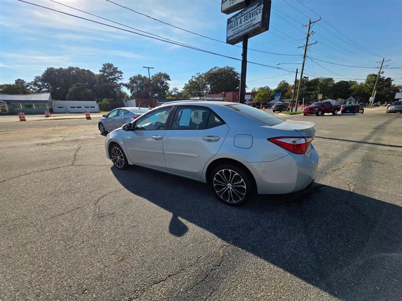 Toyota Corolla  2016