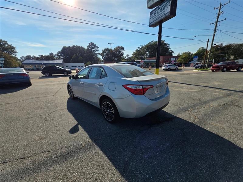 Toyota Corolla  2016
