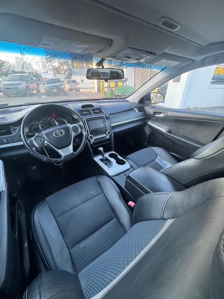Toyota Camry  2012