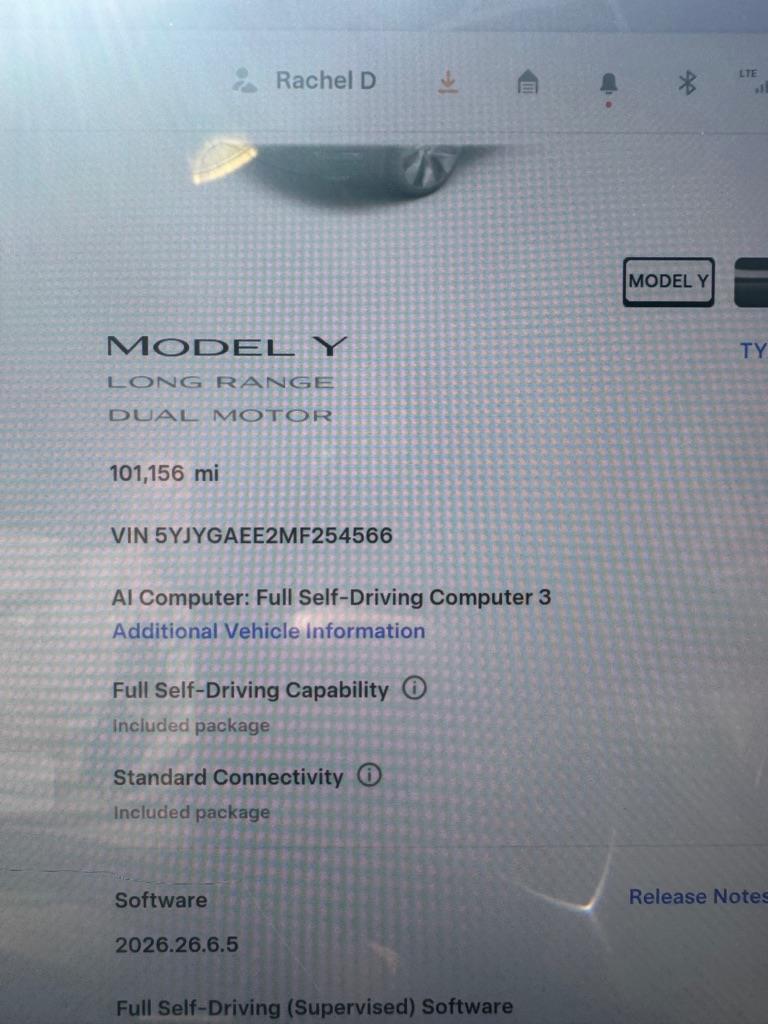 Tesla Model Y  2021