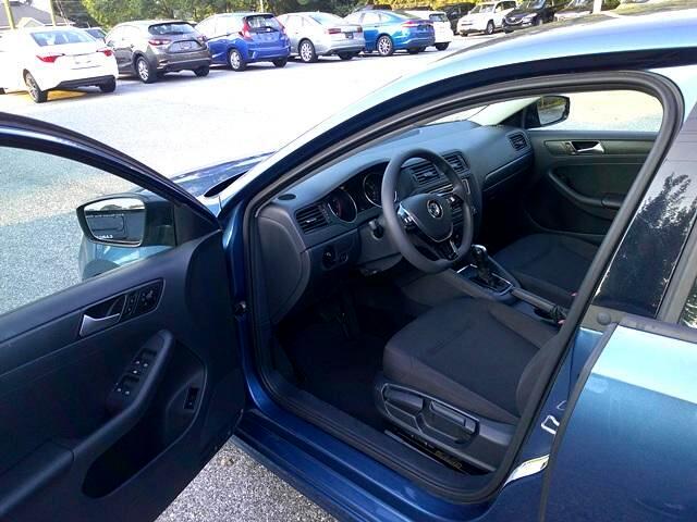 Volkswagen Jetta 1.4T S w/Technology 6A 2016 Volkswagen Jetta 1.4T S w/Technology 6A 2016