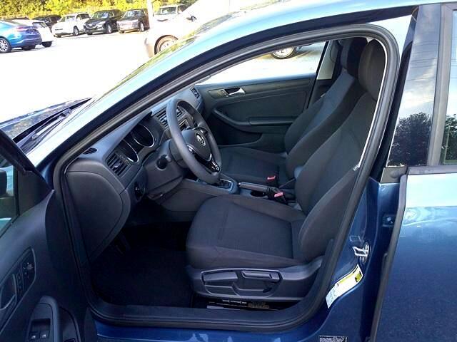 Volkswagen Jetta 1.4T S w/Technology 6A 2016 Volkswagen Jetta 1.4T S w/Technology 6A 2016