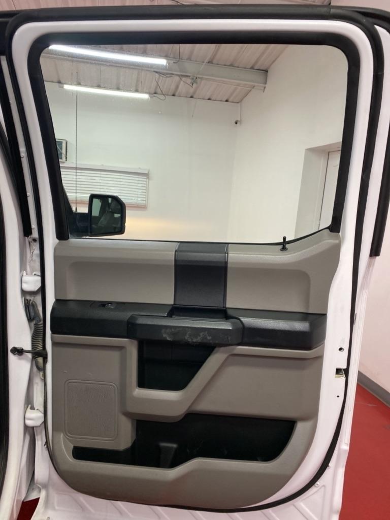 Ford F-150 XLT SuperCrew 5.5-ft. Bed 2WD 2016