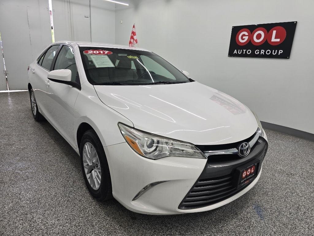 Toyota Camry SE 2017