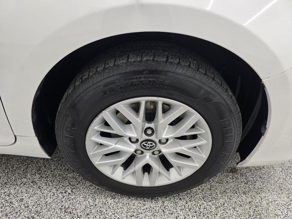 Toyota Camry SE 2017