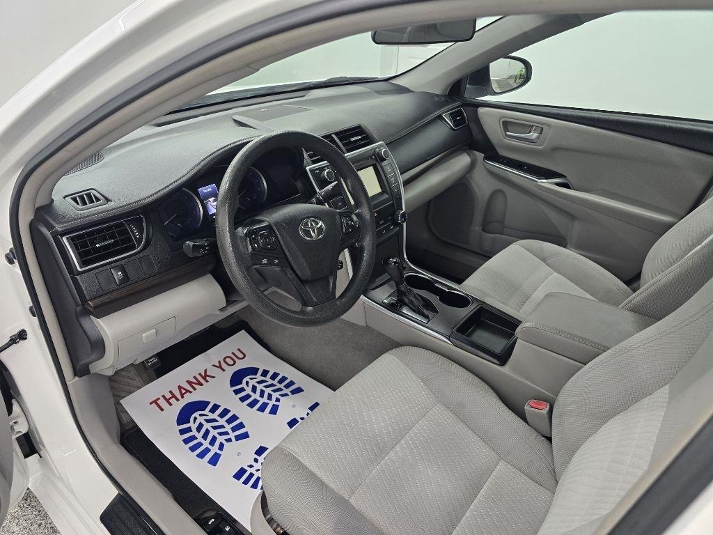 Toyota Camry SE 2017