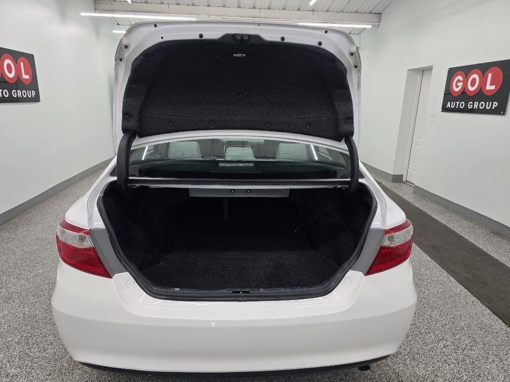 Toyota Camry SE 2017