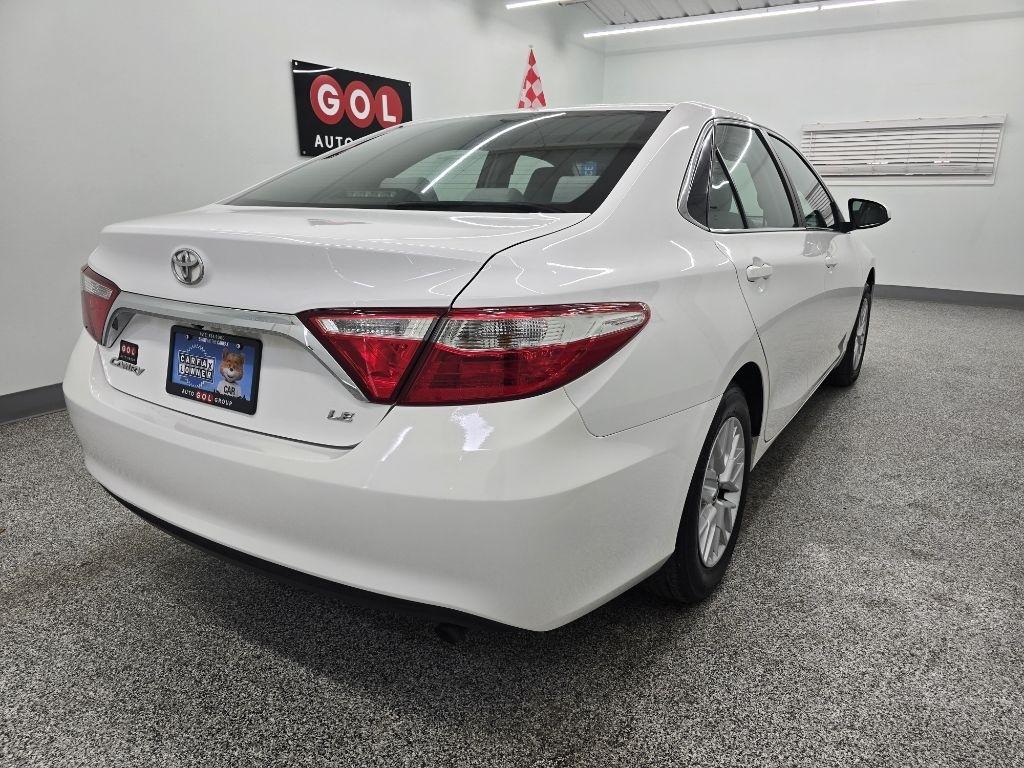 Toyota Camry SE 2017
