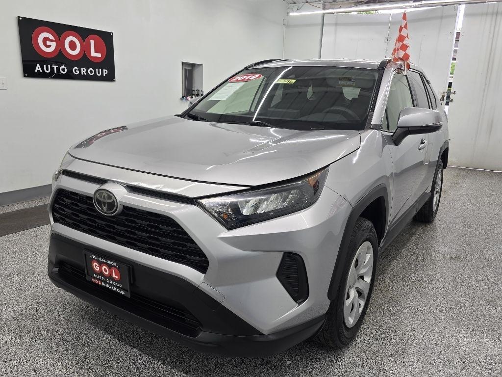 Toyota RAV4 LE 2019