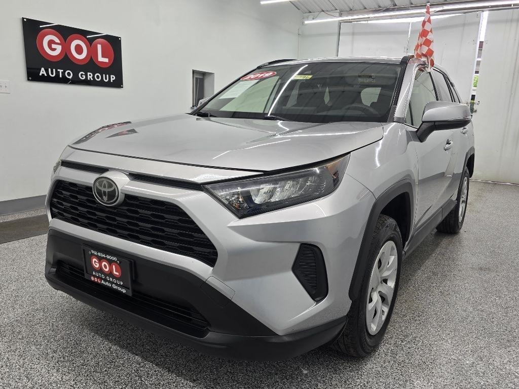 Toyota RAV4 LE 2019