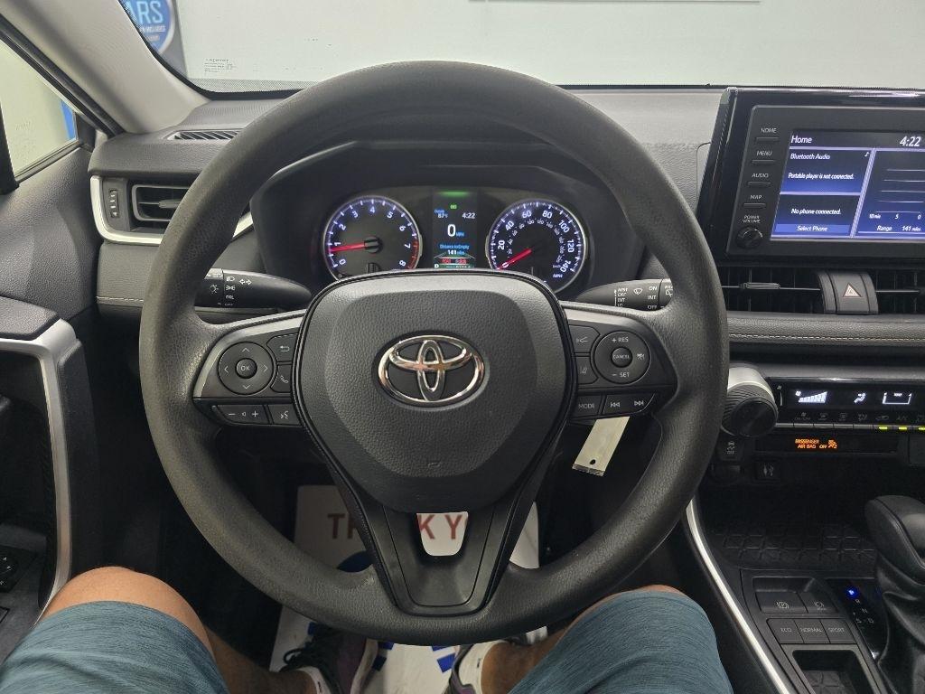 Toyota RAV4 LE 2019