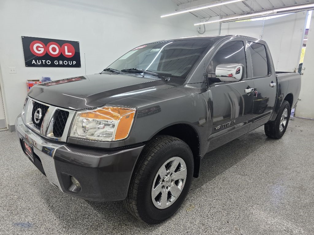 2012 Nissan Titan S Crew Cab photo 2
