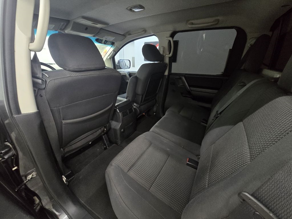 2012 Nissan Titan S Crew Cab photo 10
