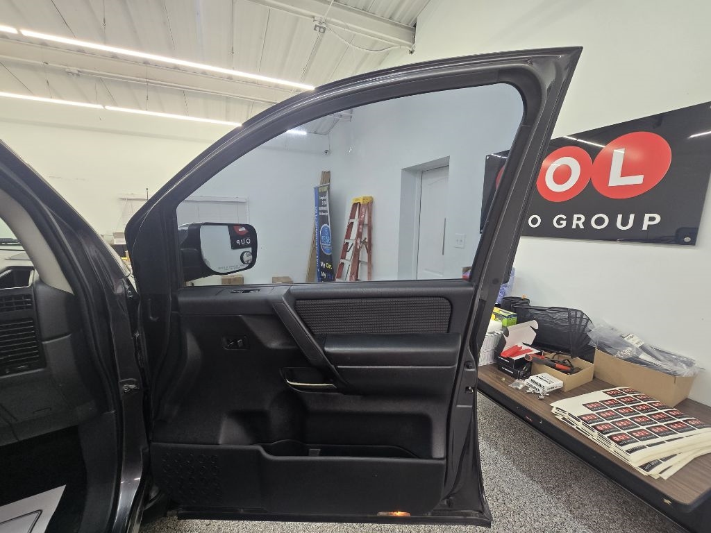 2012 Nissan Titan S Crew Cab photo 20