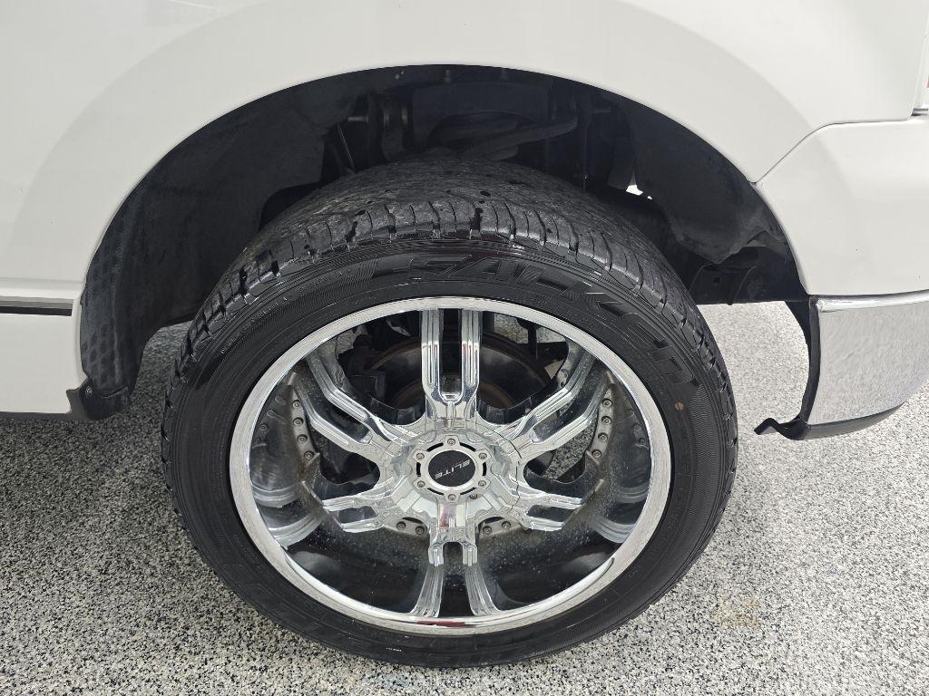 Ford F-150 STX 2WD 2005