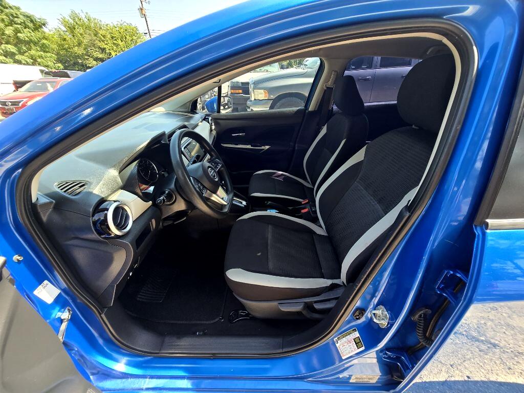 2021 Nissan Versa SV photo 8