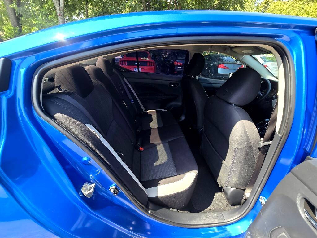 2021 Nissan Versa SV photo 14