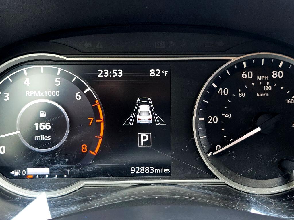 2021 Nissan Versa SV photo 16