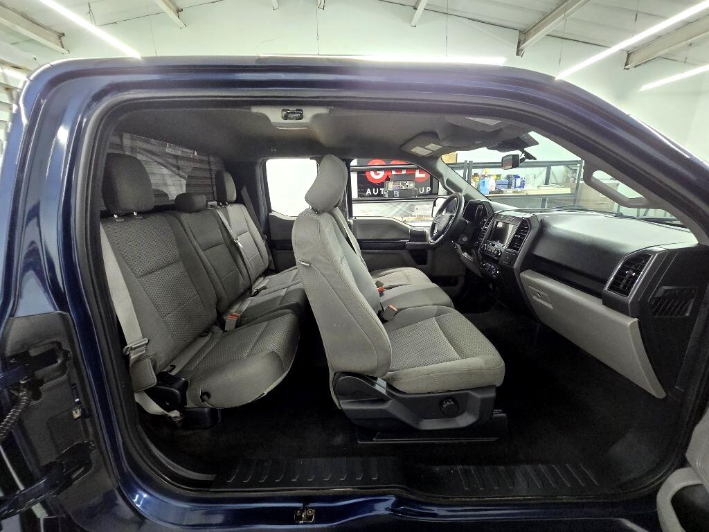2020 Ford F-150 Lariat photo 13