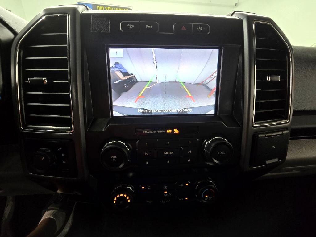 2020 Ford F-150 Lariat photo 17
