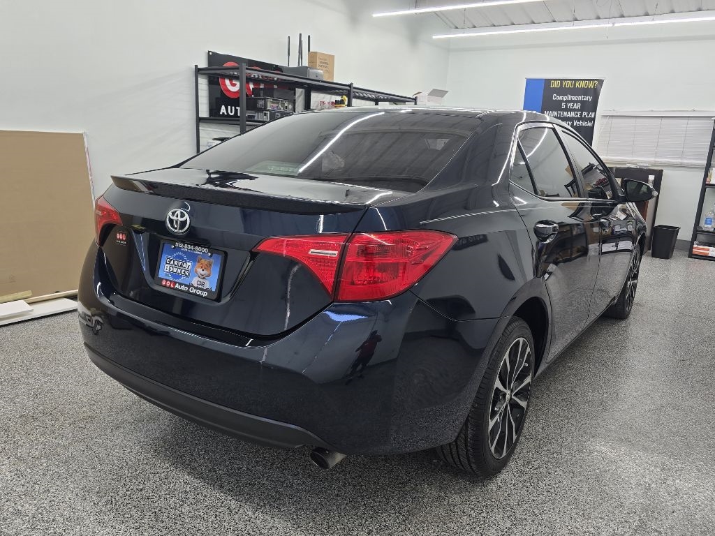 2017 Toyota Corolla LE photo 6