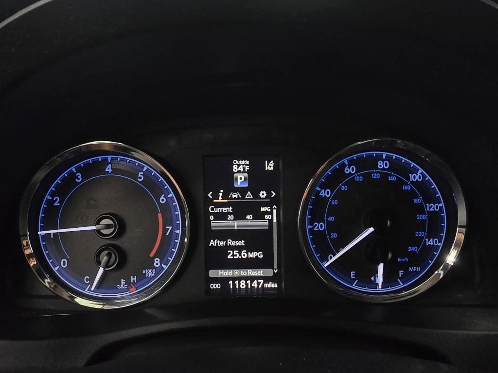 2017 Toyota Corolla LE photo 16
