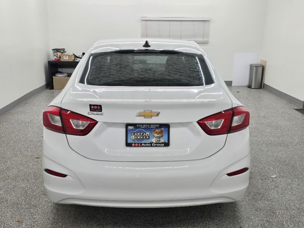 Chevrolet Cruze LS Auto 2019