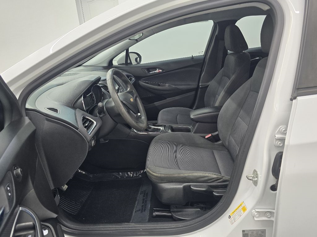 Chevrolet Cruze LS Auto 2019