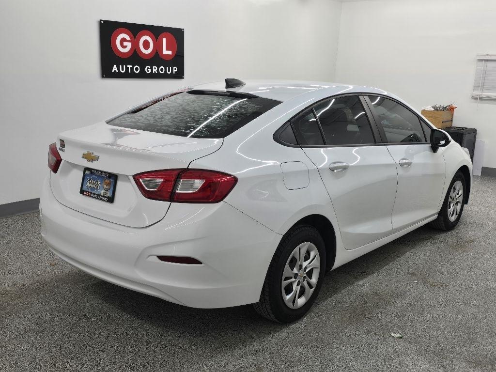 Chevrolet Cruze LS Auto 2019