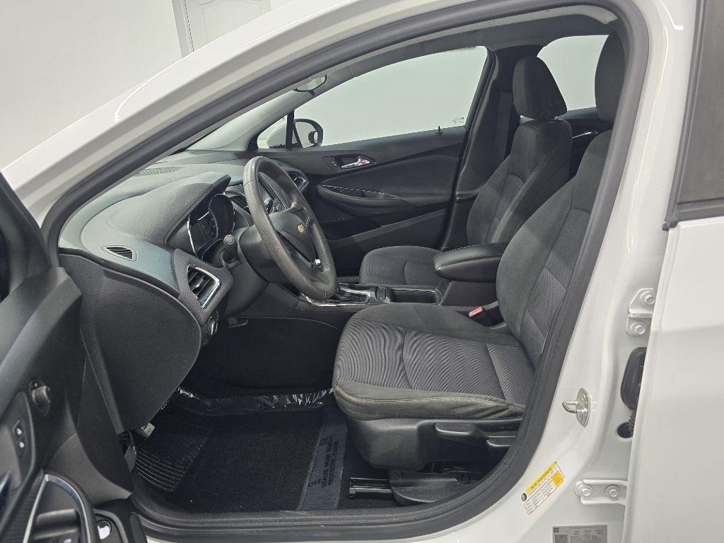 Chevrolet Cruze LS Auto 2019