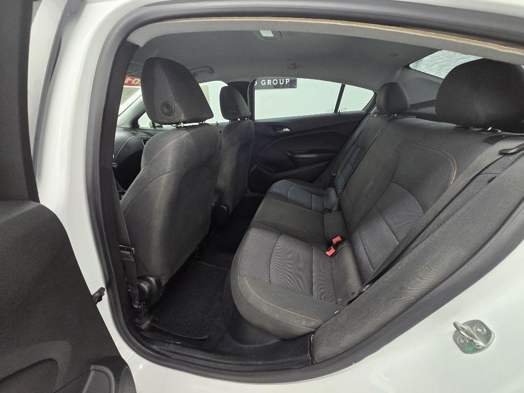 Chevrolet Cruze LS Auto 2019