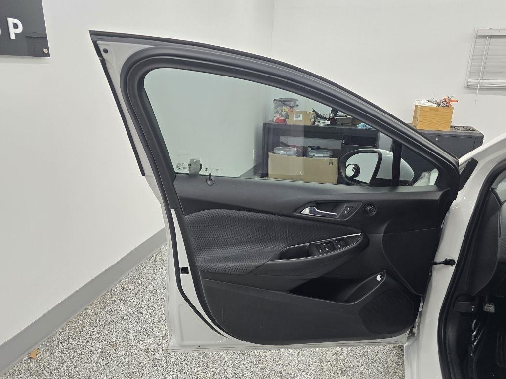 Chevrolet Cruze LS Auto 2019