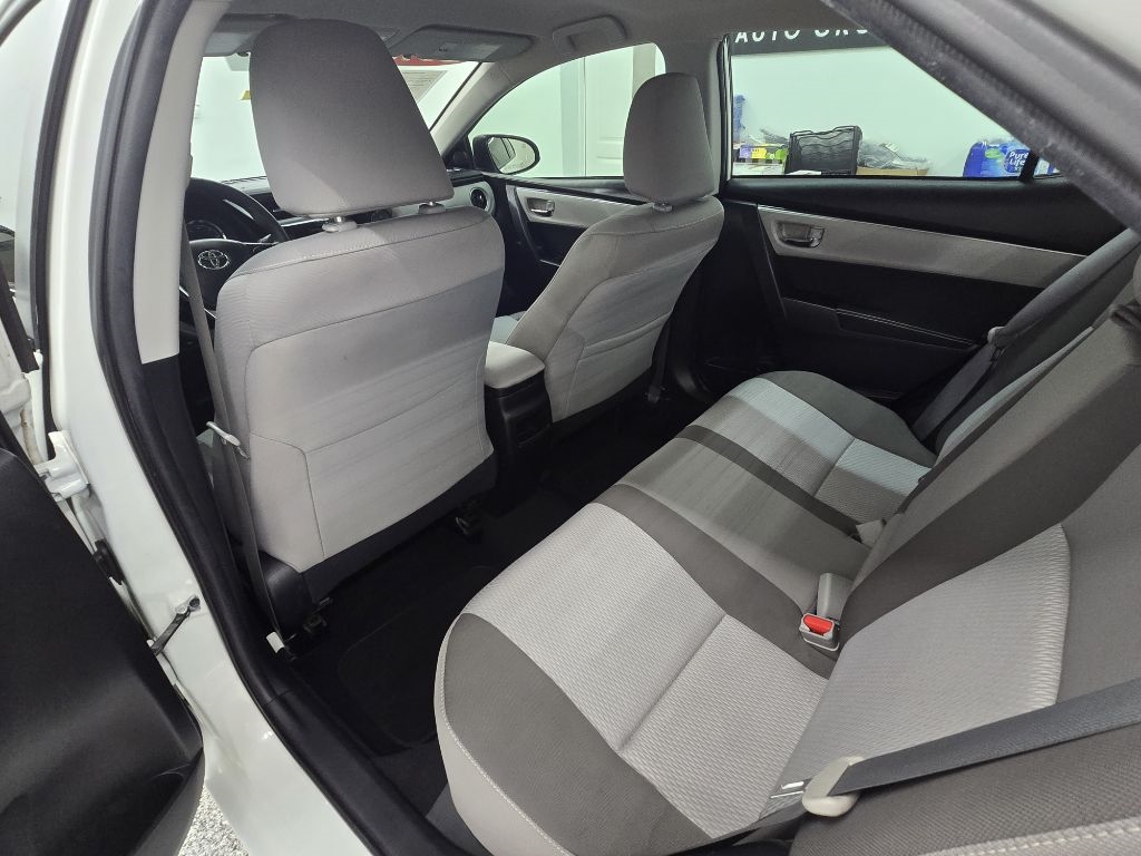 2019 Toyota Corolla XLE XSE photo 12