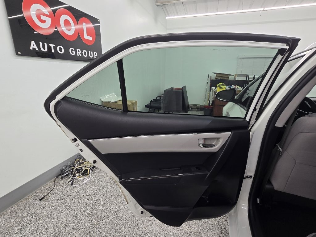 2019 Toyota Corolla XLE XSE photo 23