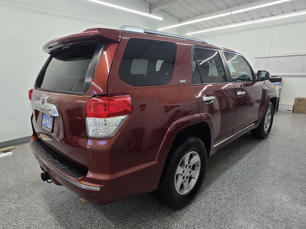 Toyota 4Runner SR5 2WD V6 2010 Toyota 4Runner SR5 2WD V6 2010